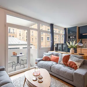 Apartment New - Appt Style Le Corbusier Avec Balcon - 8 Pers, Paris